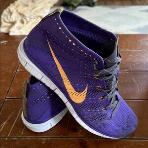Nike Free Flyknit Chukka HYPER GRAPE